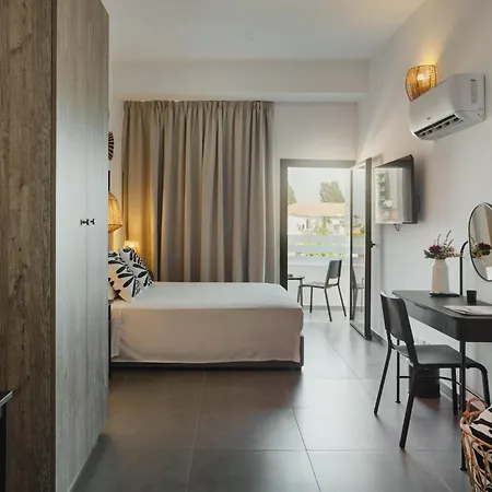Aparthotel Sunny Center 3*